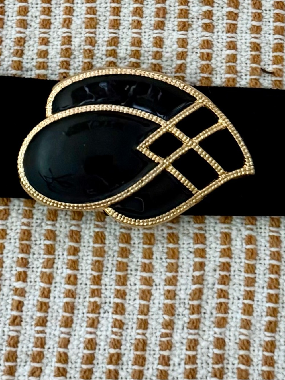 Vintage Day-Lor Stretch Belt with Classic 80's Gold Decorative Belt Buckle